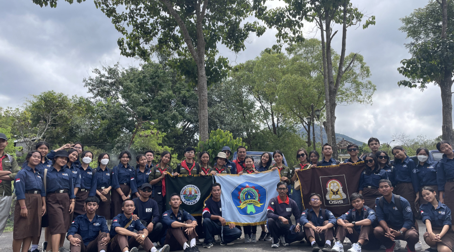 SMAN 1 Sukawati Ambil Peran dalam Penyelamatan Danau Batur