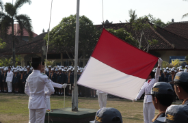 10 November: Suksma Kenang Hari Pahlawan dengan Upacara Bendera
