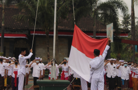 Makna Tersendiri Hiasi Pelaksanaan Upacara HUT RI ke-77 Bagi SMAN 1 Sukawati