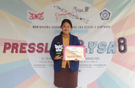  Melalui Lomba Esai, Luh Wulan Tambah Pengalaman dan Prestasi