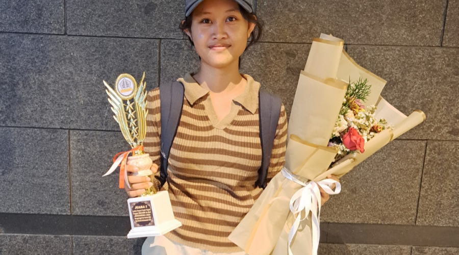 Menyambut Hari Kartini, Siswi Suksma Berhasil Gaet Juara Pertama Poster Digital