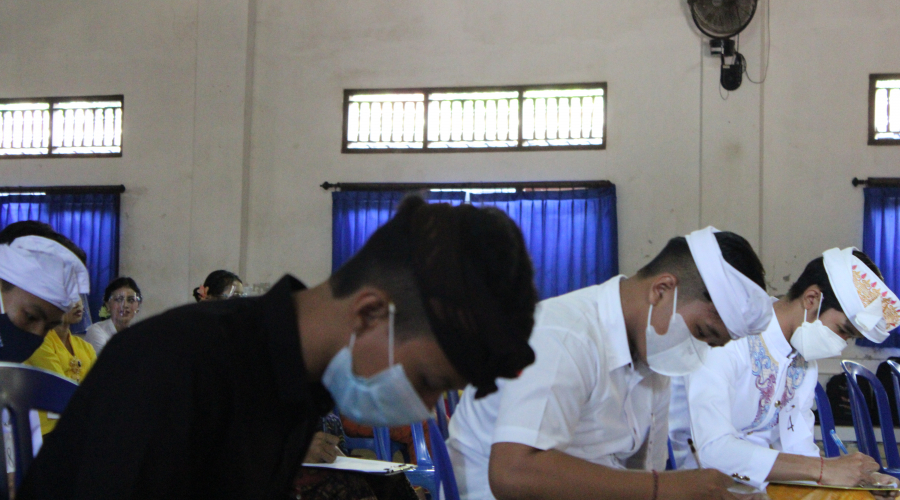  Seleksi Tahap Pertama Semeton Jegeg Bagus SMA Negeri 1 Sukawati tahun 2021 