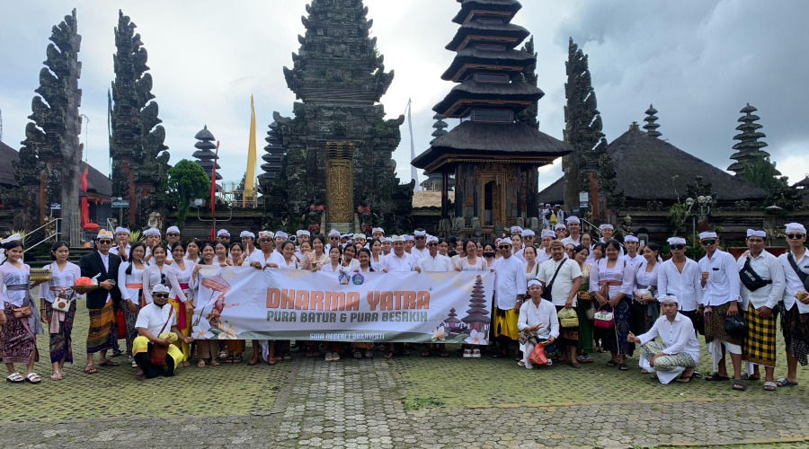 Menjelang Ujian Sekolah, Siswa/i Kelas XII Melaksanakan Kegiatan Tirta Yatra