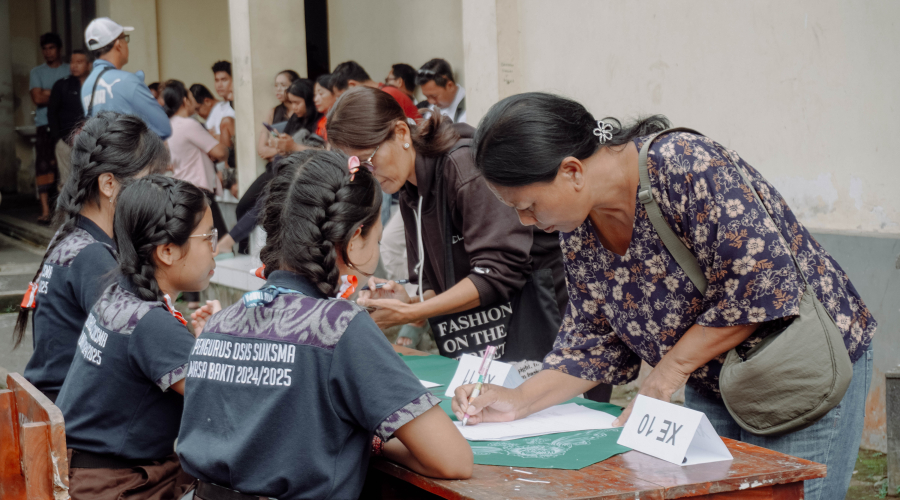 Suksma Gelar Pembagian Rapor Sebagai Bentuk Evaluasi Akademik